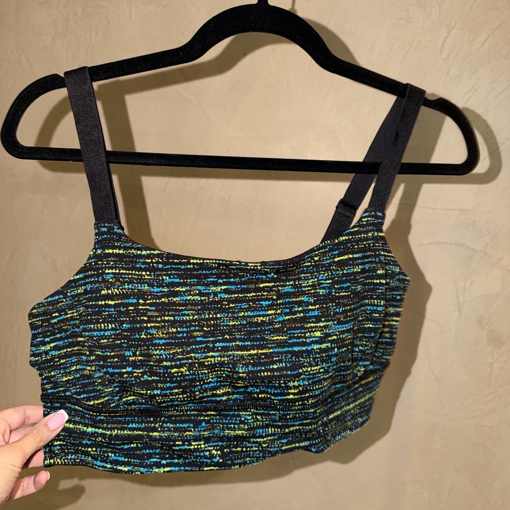 lululemon athletica Black and Blue Patterned Bra Size 8